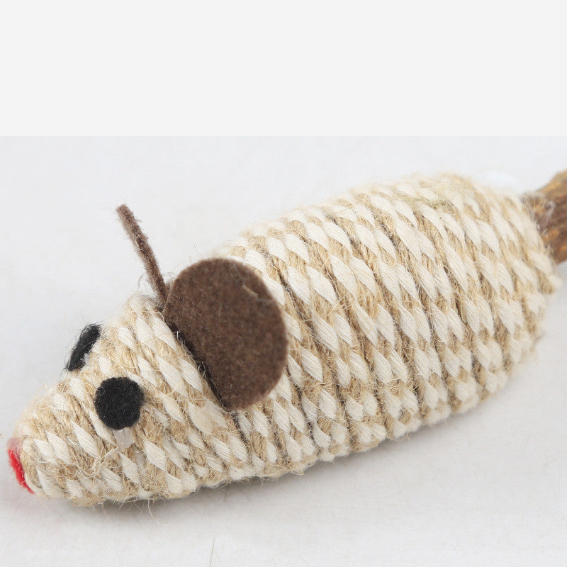 Pet Cat With Feather Polygonum Multiflorum Wearing Hemp Rope Nibbling Toy